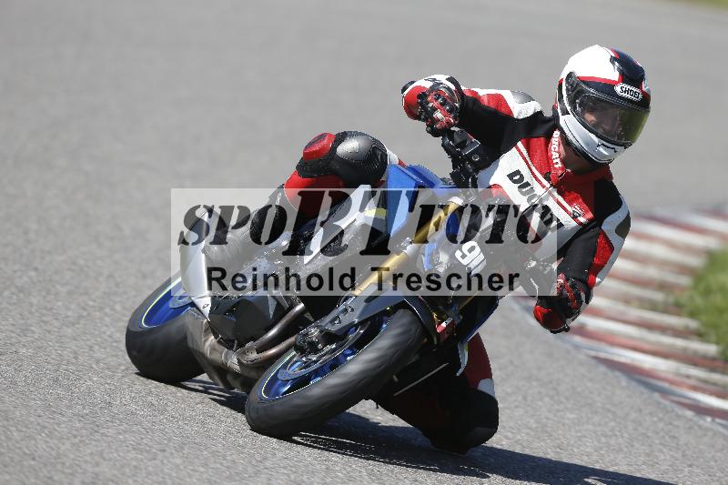 /12 30.04.2025 Speer Racing ADR/Gruppe gruen/911